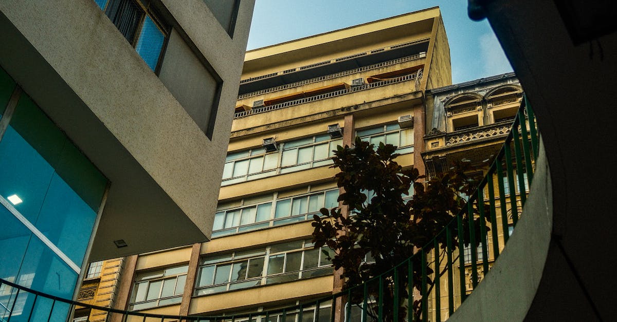 Benefits of Integrating AI in Commercial Electrical Systems